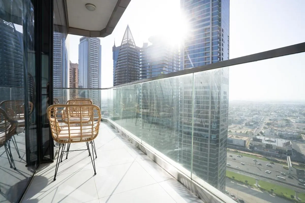 Infinity Edge Pool, Sea Views Apartment Dubai United Arab Emirates